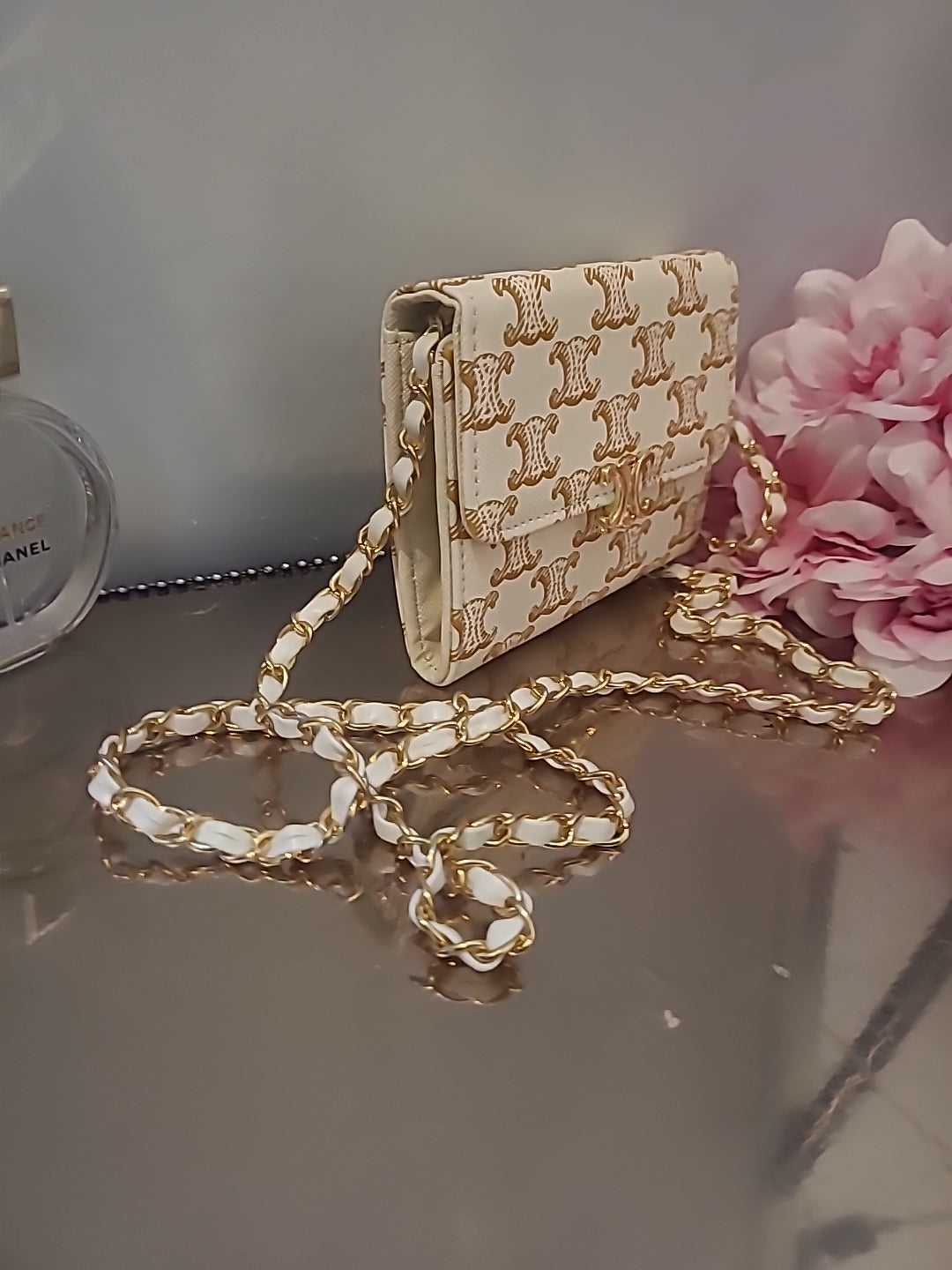 Mini Arc Crossbody