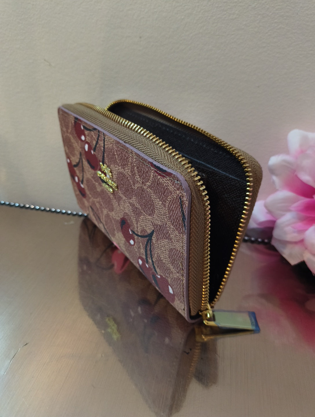Optimus Panel Wallet
