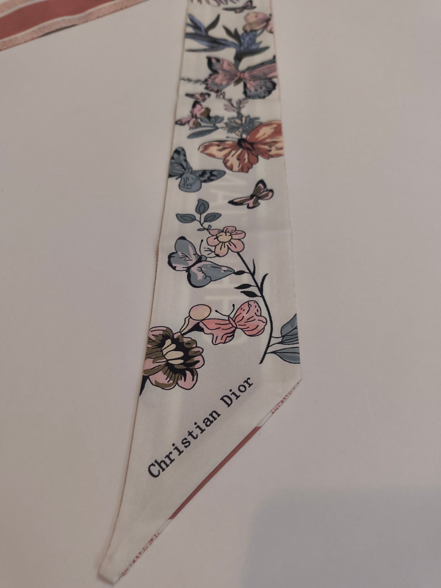 Signature Ribbon Scarf - Script Noir